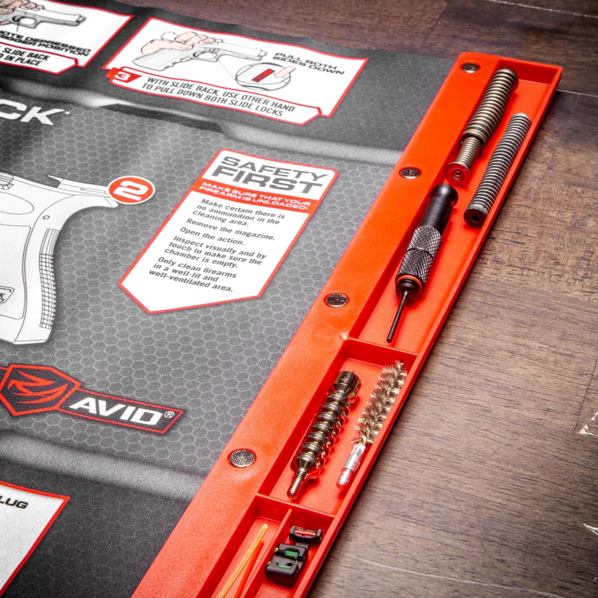 Real Avid Glock Smart Mat - Tapete 48x41cm con Instrucciones para Glock - Bandeja Magnetica Incluida