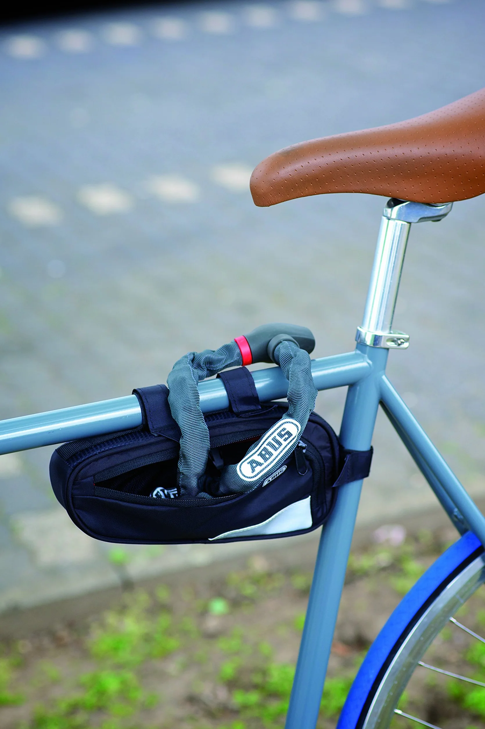 Abus ST 2200 - Bolsa para bicicleta (25,5 x 10 x 5 cm), color negro