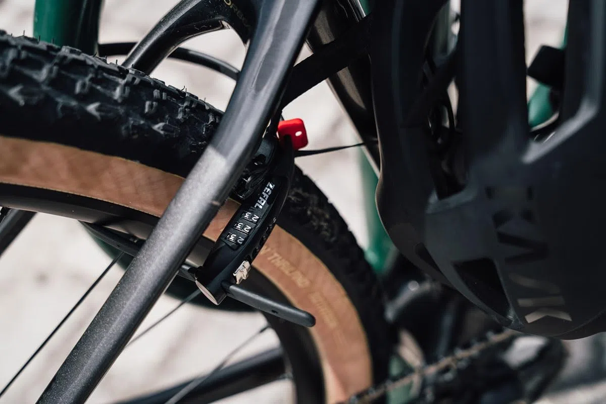 ZEFAL K-Traz Zip3 XL - Candado Bicicleta Combinacion Con 3 Dígitos - Candado Cable Casco Autobloqueante - Antirrobo Bicicleta Zip Tie Ligero - 100g