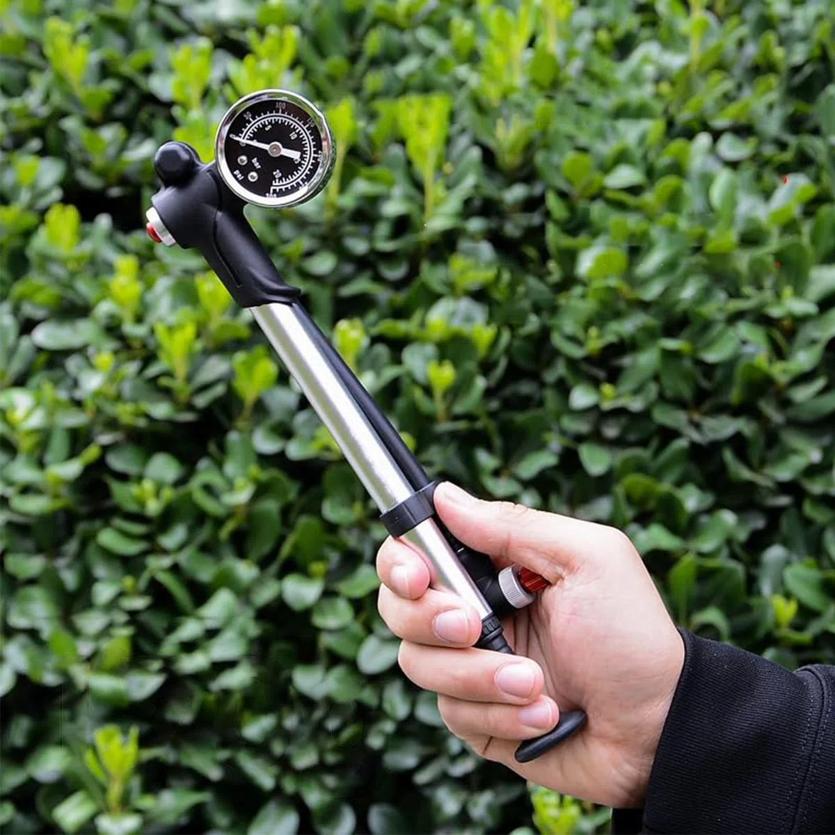 Qury Bomba de bicicleta de alta presión 300PSI inflador portátil de aleación con manómetro para horquilla, neumático de choque eléctrico, color plateado