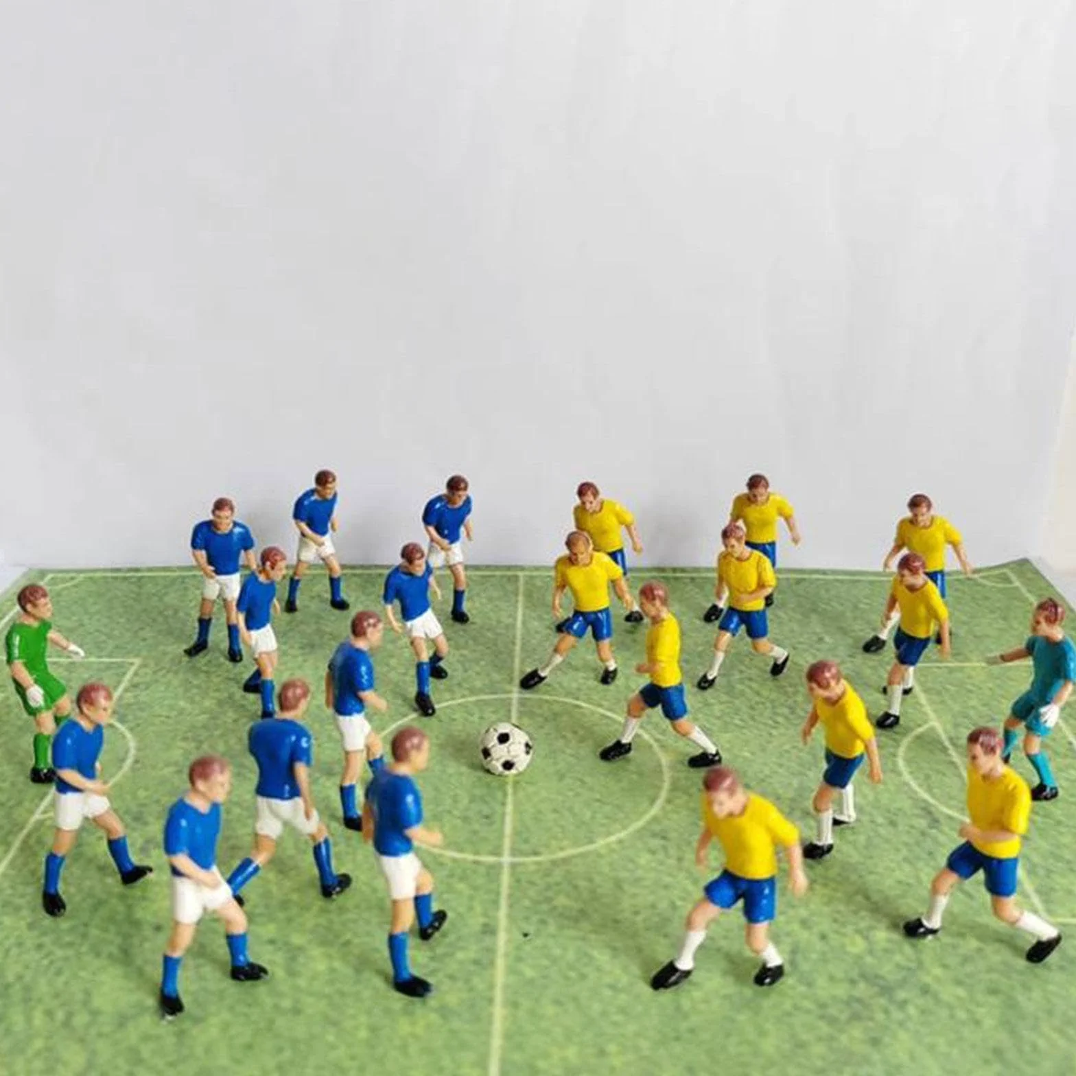 22 Piezas de Fútbol en Miniatura. Paga por La Decoración de Escritorio Zuglayout.