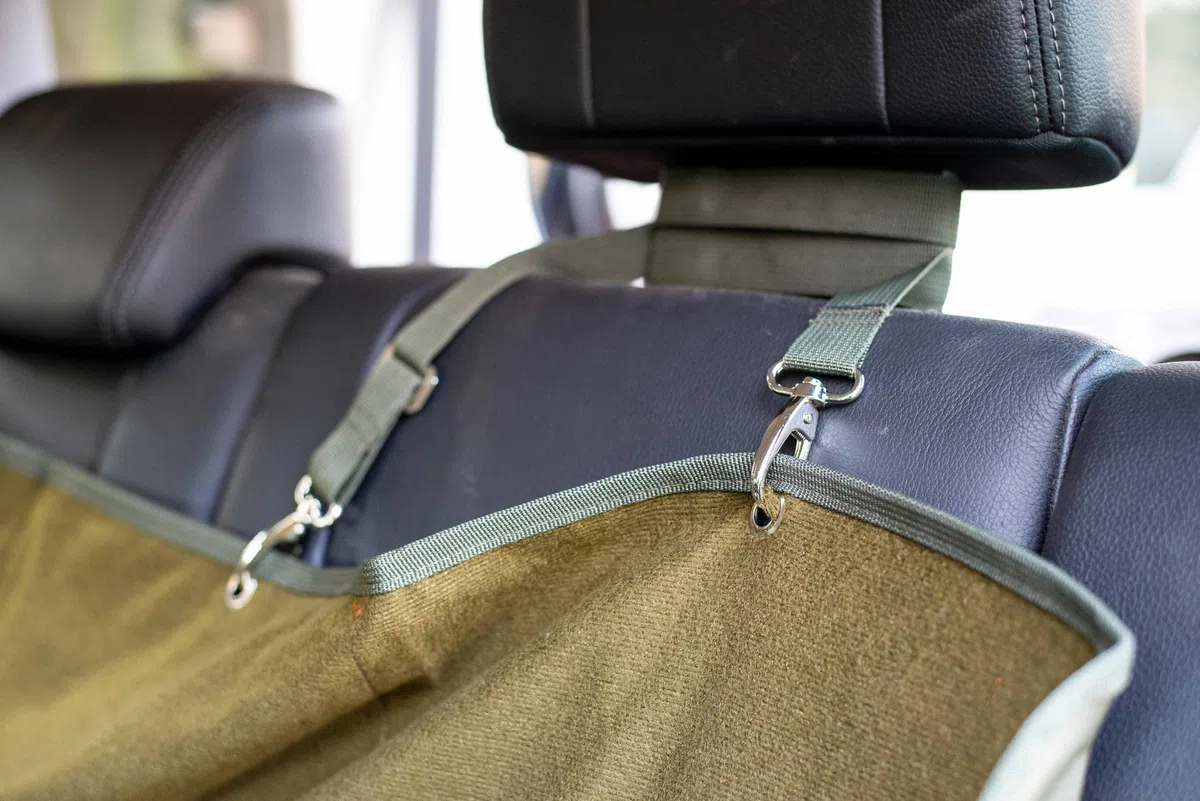 EUROHUNT Schoner Autositzschonbezug für Rückbank - Asiento para Caza, Color Verde