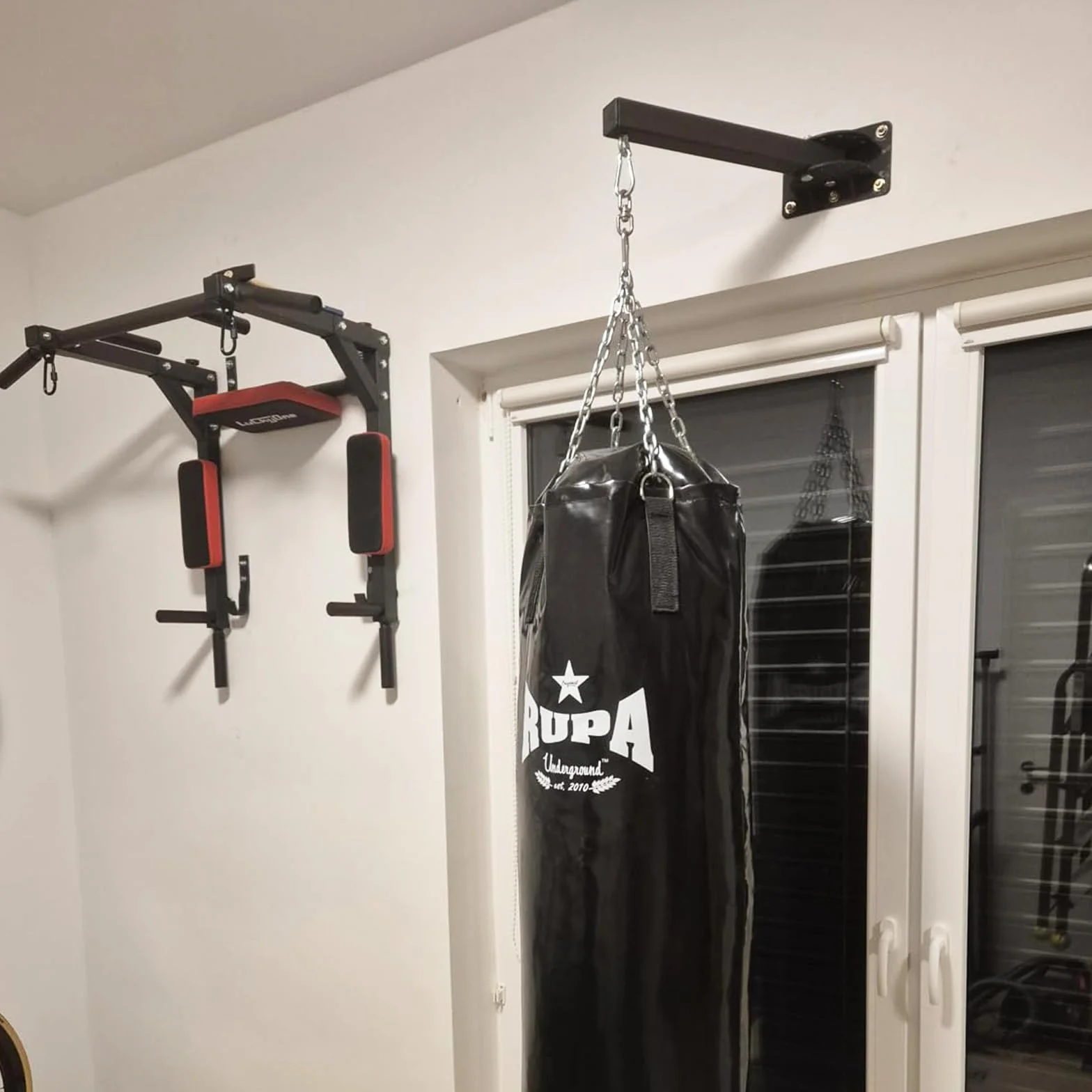Soporte para saco de boxeo, soporte ajustable para saco de boxeo, soporte de pared resistente para saco de boxeo, apto para uso doméstico o gimnasio, soporte de bolsa de boxeo de rotación