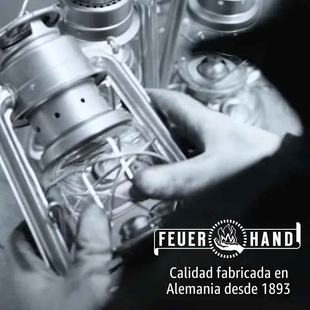 Feuerhand 276 - Farol de aceite para huracanes para exteriores, fabricado en Alemania desde 1893, lámpara de parafina con acero galvanizado, queroseno resistente al óxido, tanque de 300 ml, combustión