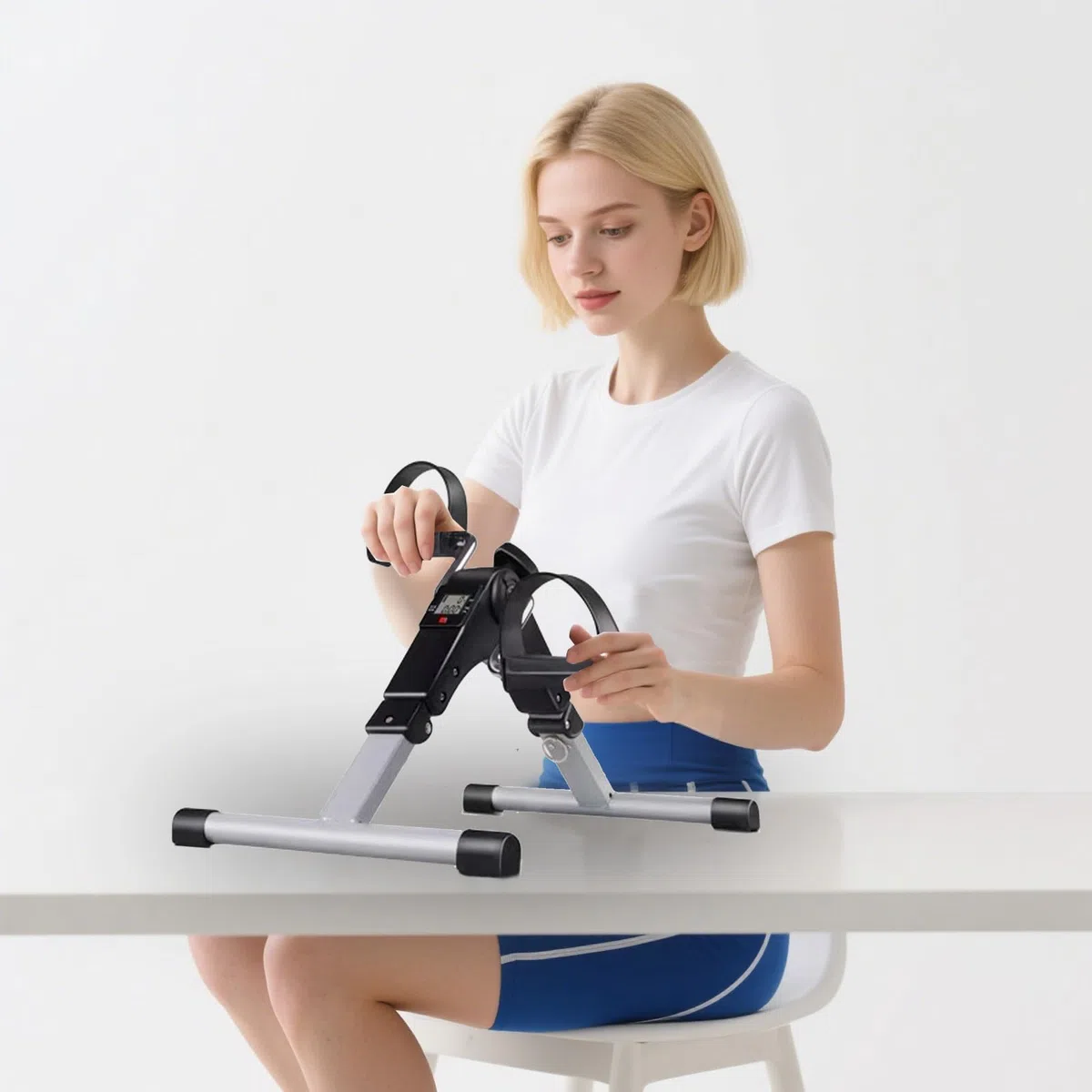 Mini Bicicleta Estatica Pedales,Pedaleador de Piernas y Brazos,LCD Pantalla y Resistencia Ajustable,Pedales Estaticos Personas Mayores,Pedaleador Estatico
