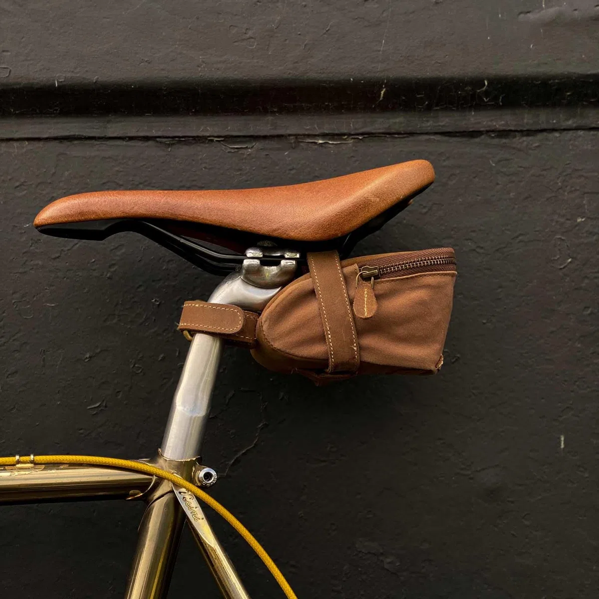 Gusti Bolsa para sillín Cuero - Gino B. Bolso de Herramientas de Bicicleta Bolsa de Herramientas marrón Vintage