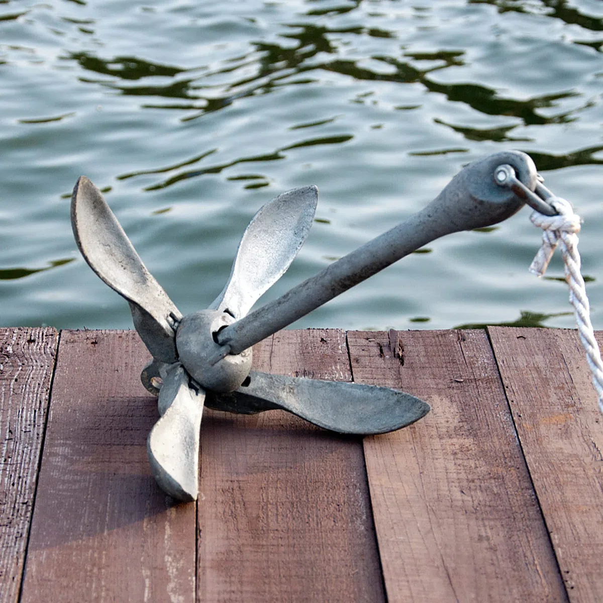 YUENFONG Ancla Plegable, Ancla Plegable con Cuerda de Ancla de 10 m, Juego de Ancla de Hierro galvanizado, Ancla de Cuatro Ganchos, incluida Bolsa Impermeable, para Kayaks, canoas
