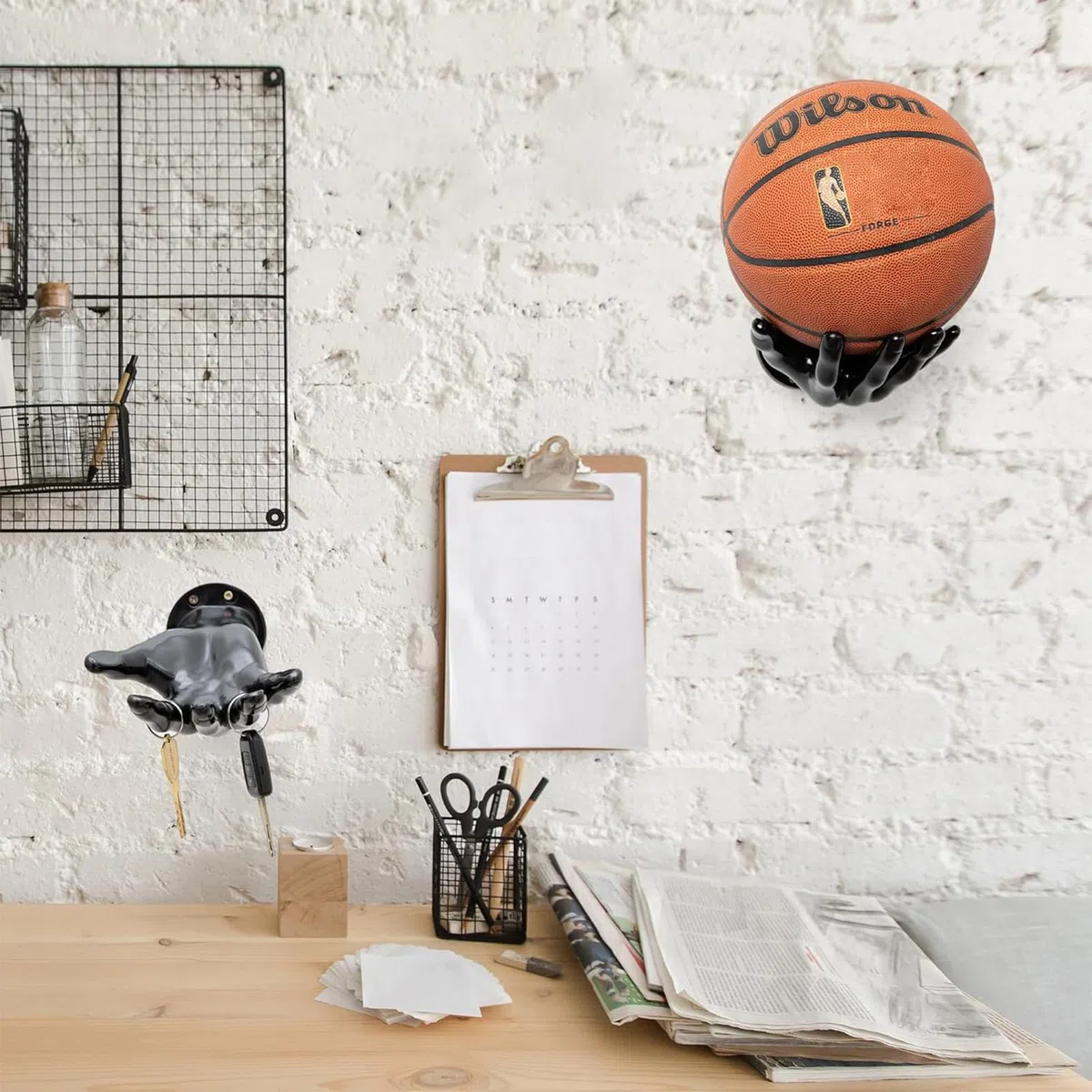Soporte de pared de mano para balones de fútbol, baloncesto