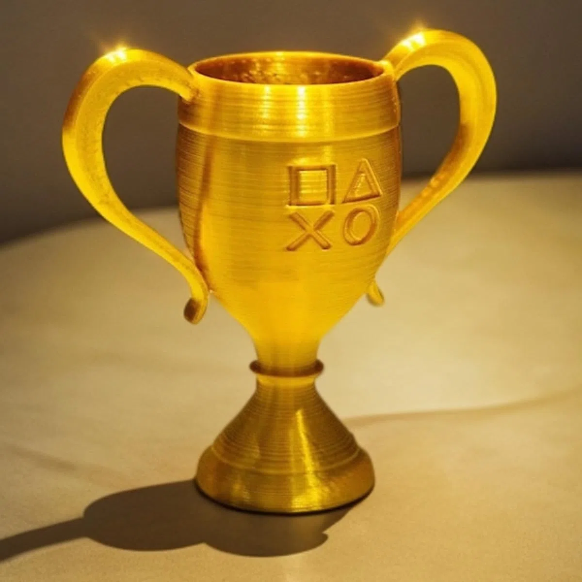 Trofeos de Juegos de PS, Juego de 5 trofeos físicos (Platino/Oro/Plata/Bronce/Secreto) para salón de Juego, Regalo coleccionista, Compatible con Todos los Espacios de Juego