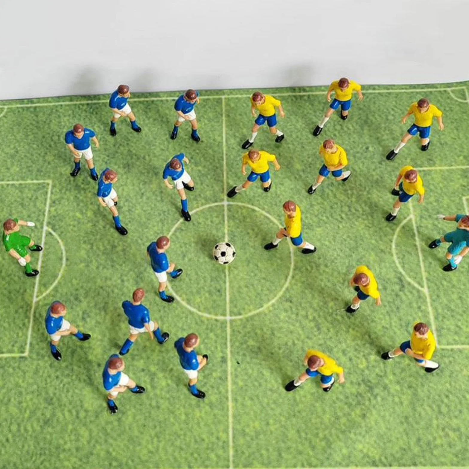 22 Piezas de Fútbol en Miniatura. Paga por La Decoración de Escritorio Zuglayout.