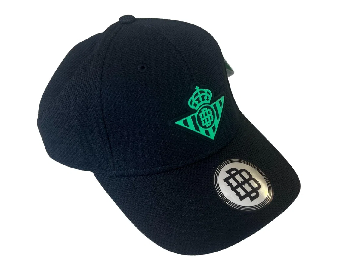 Real Betis Gorra Premium Negra Escudo Verde Adulto