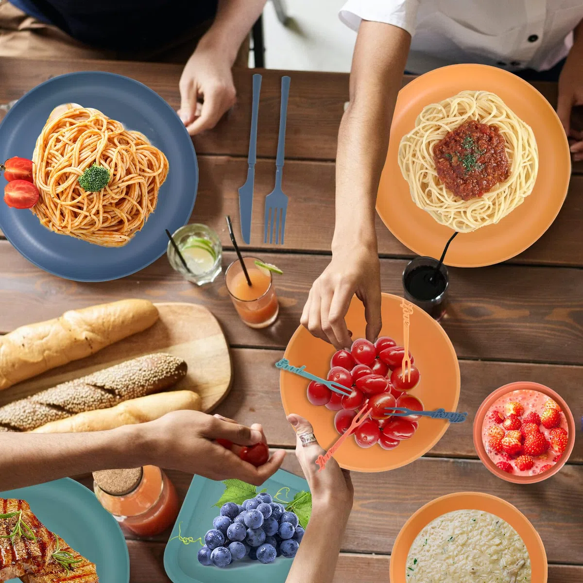 48 Pcs Juego de Vajilla, Reutilizable Vajilla De Plástico para 4 Personas, con Platos Cuencos Tazas Tenedores Cucharas, para Picnic Senderismo Trekking, Apto Para Microondas Y Lavavajillas