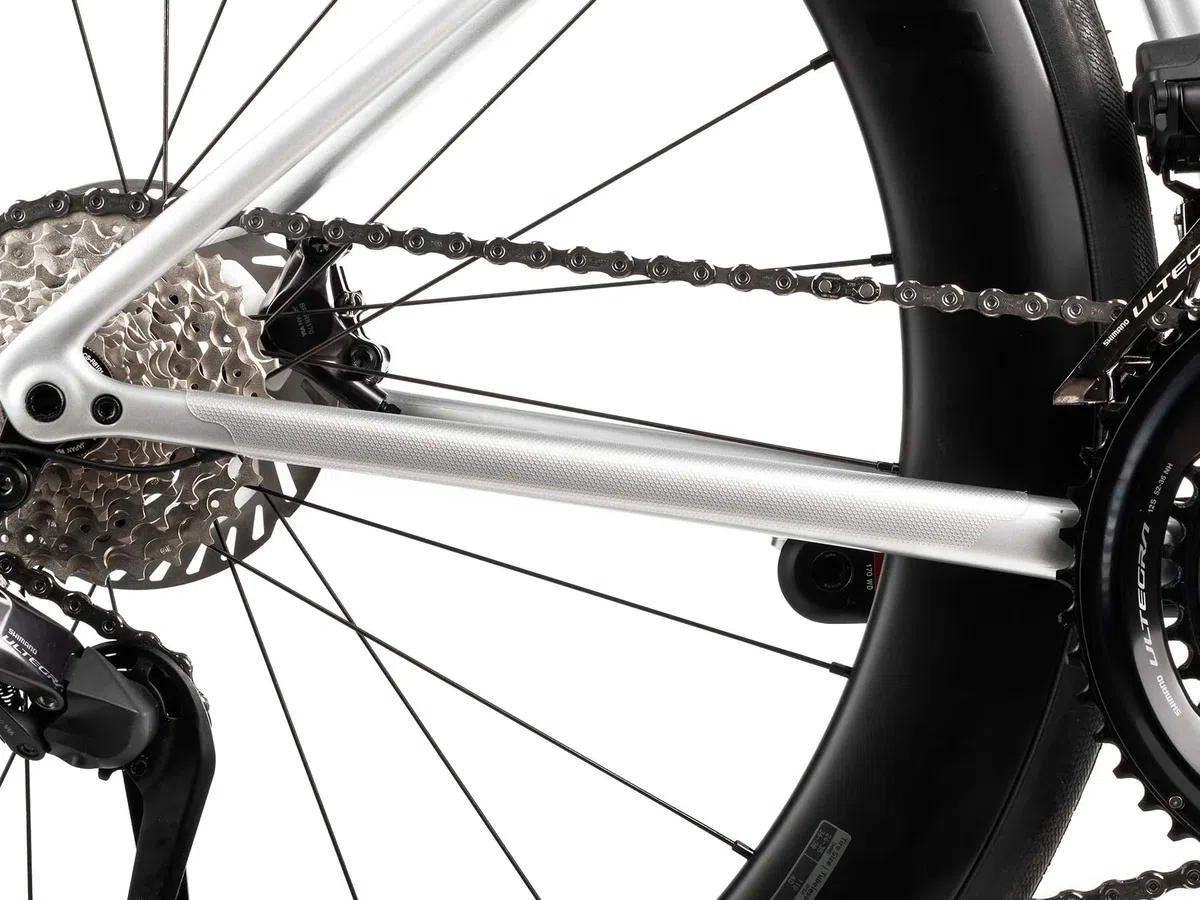 All Mountain Style Protector Cadena Bici Carretera y Gravel - Film Adhesivo Honeycomb - Compatible Carbono y Aluminio - Fácil de Instalar - Ultra Ligero (≈6 g)