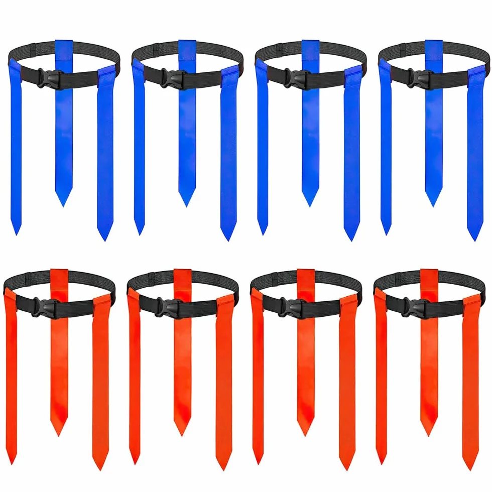 MiOYOOW - Juego de banderas de fútbol, 8 cinturones de fútbol con bandera ajustable, 24 banderas, rojo + azul, con bolsa de almacenamiento, accesorios para la competición de entrenamiento de los